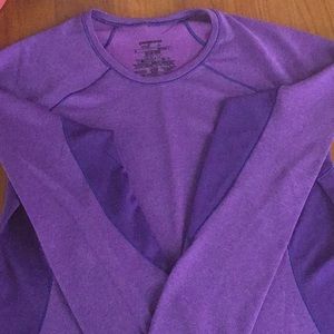 Patagonia top purple size m